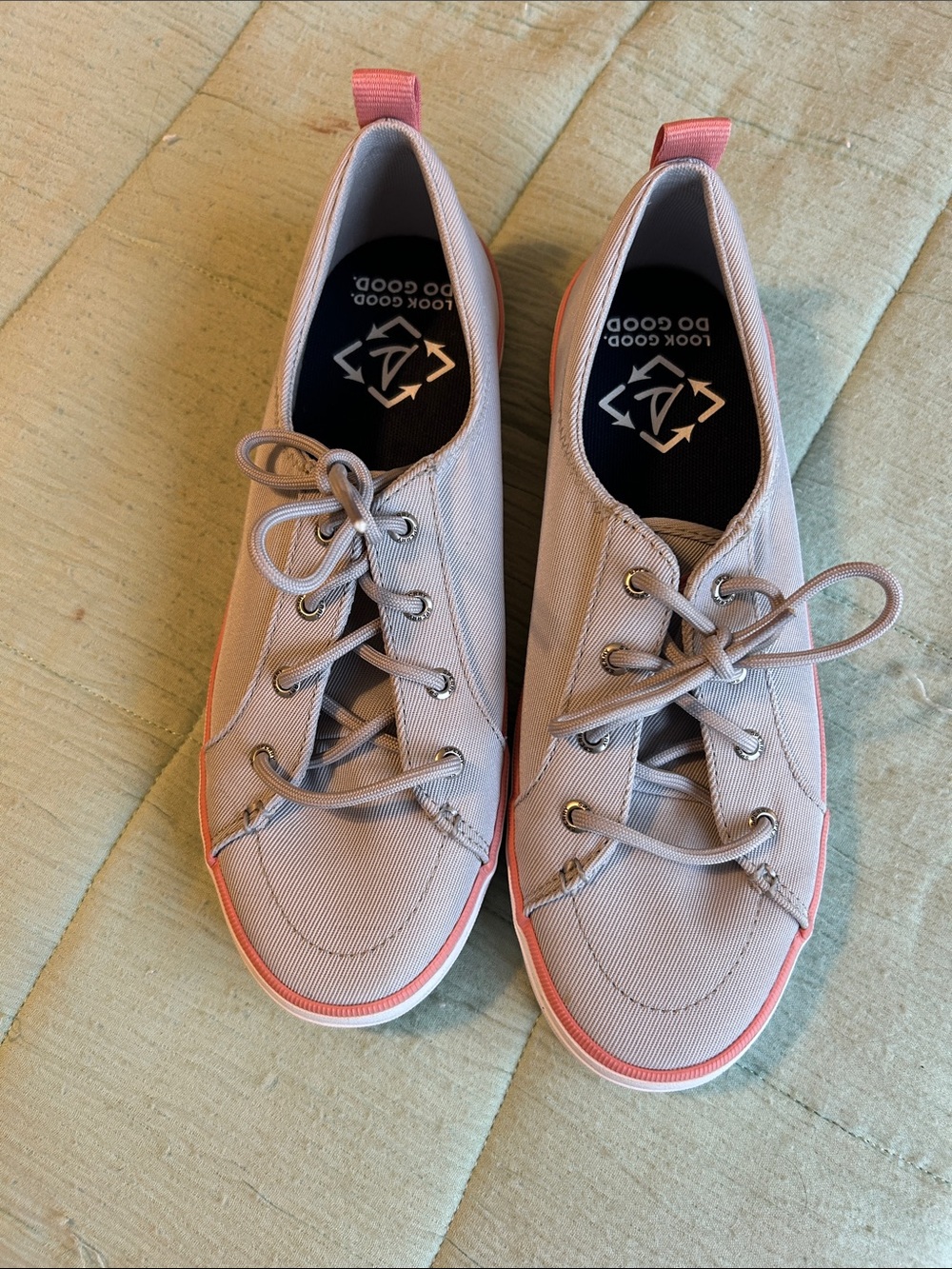 Sperry Women’s Light Gray Canvas Sneakers with Pink Trim